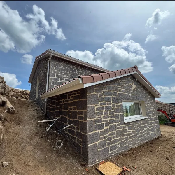 facade finition imitation pierre