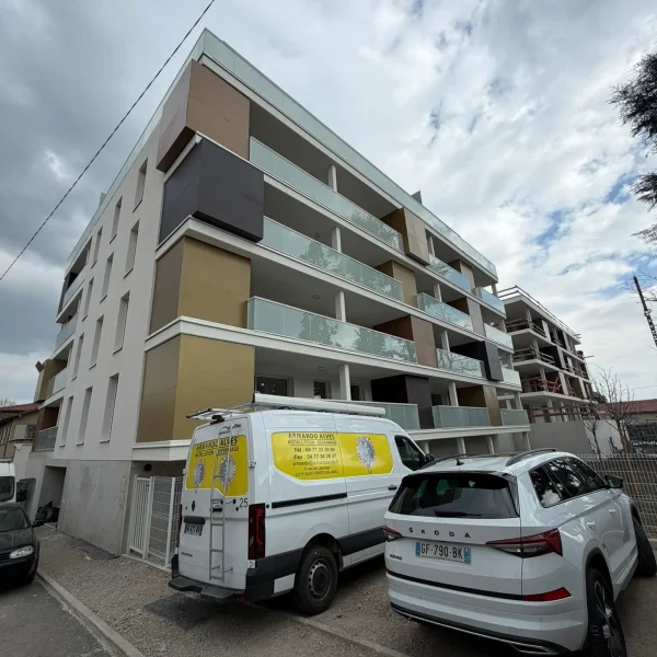 ravalement immeuble par bas facade