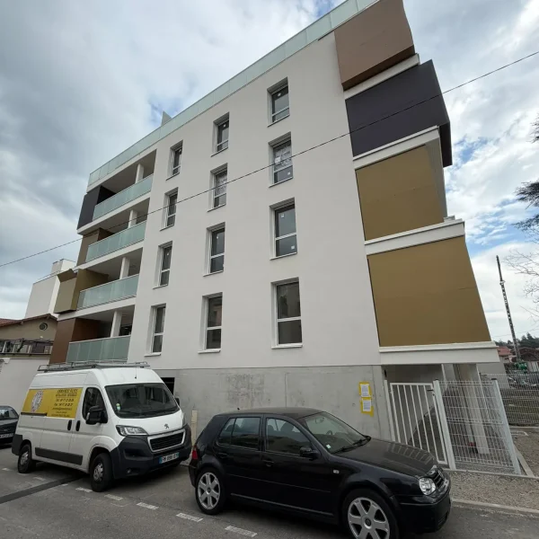 ravalement immeuble par bas facade