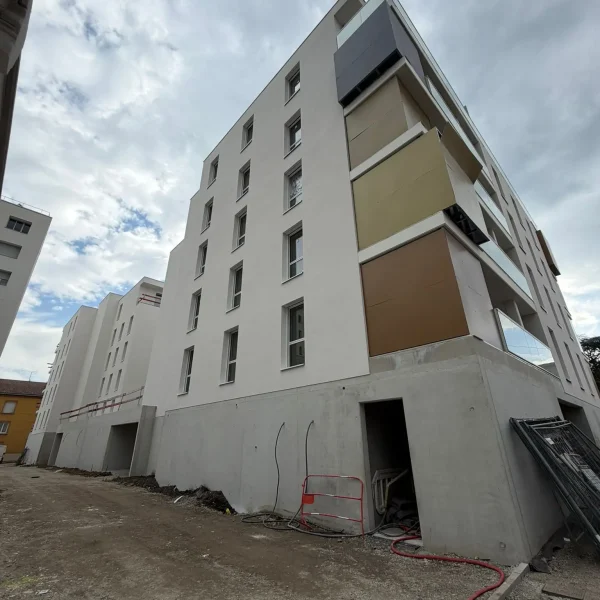 ravalement immeuble par bas facade